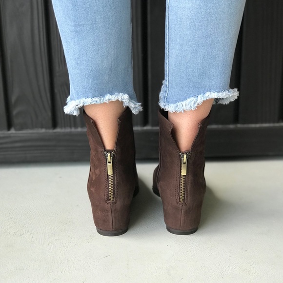 Brown Distressed Leather Hidden Wedge Short Boot - Picture 6 of 8